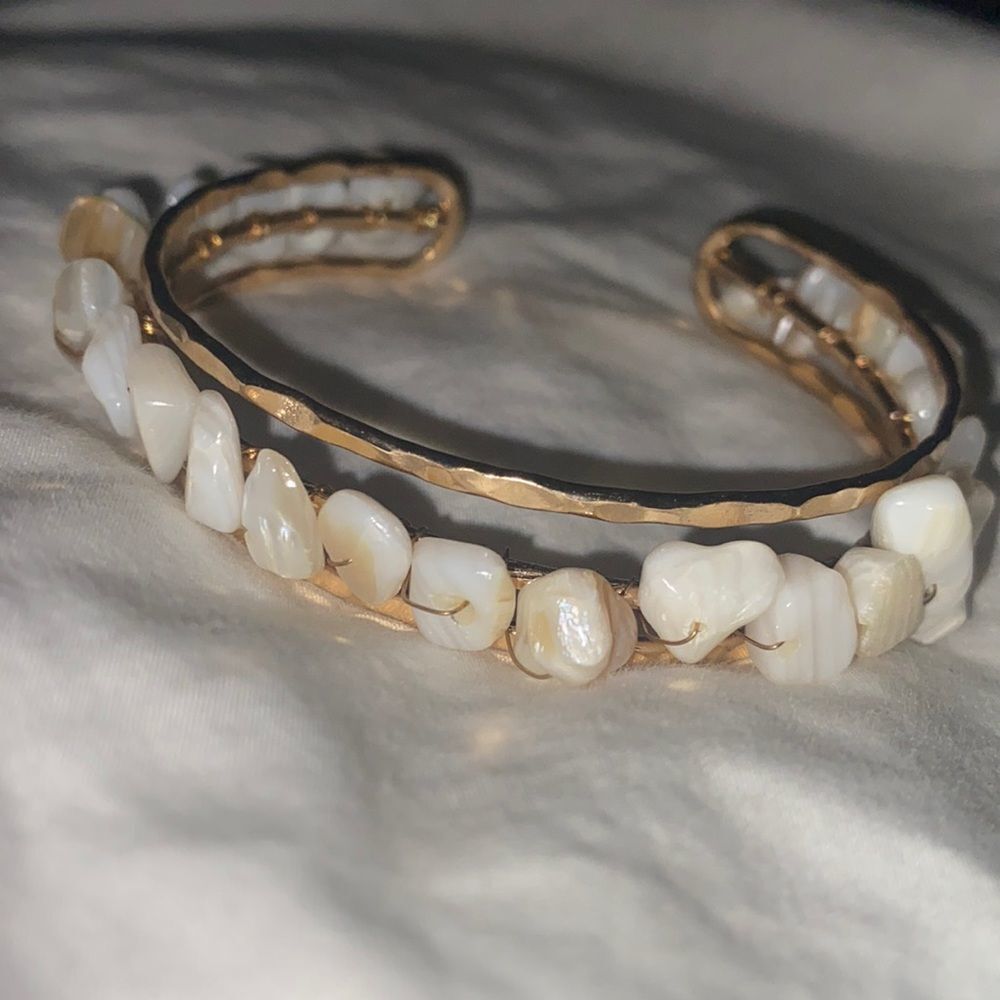 Two Agate Chips Cuff Bracelets - Picture 3 of 10